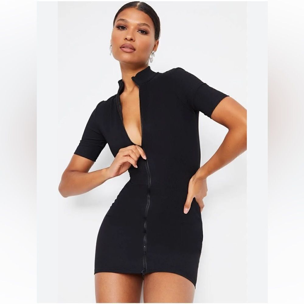 Prettylittlething Black Zip Front Rib Short Sleeve Bodycon Dress